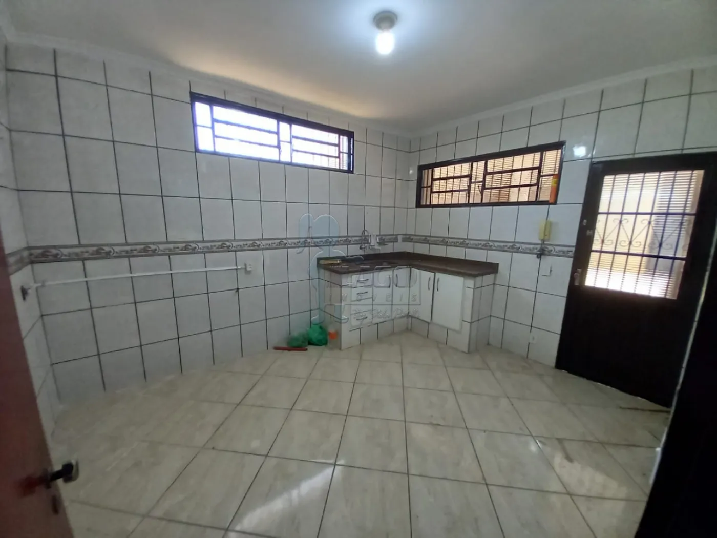 Alugar Casa / Padrão em Ribeirão Preto R$ 2.200,00 - Foto 7