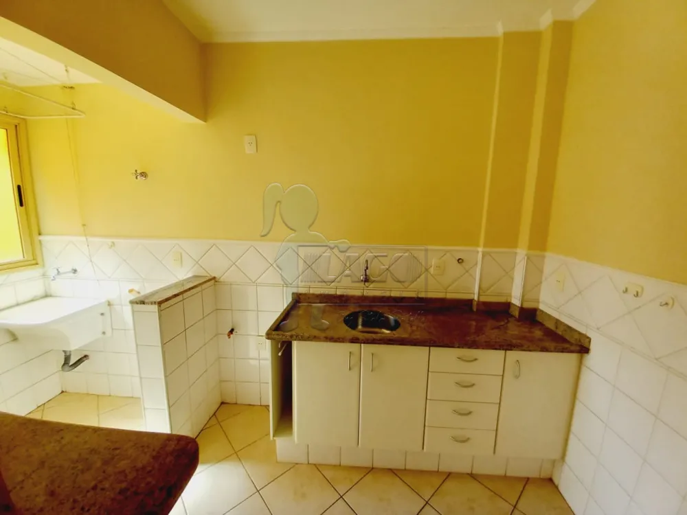 Alugar Apartamento / Padrão em Ribeirão Preto R$ 1.200,00 - Foto 2