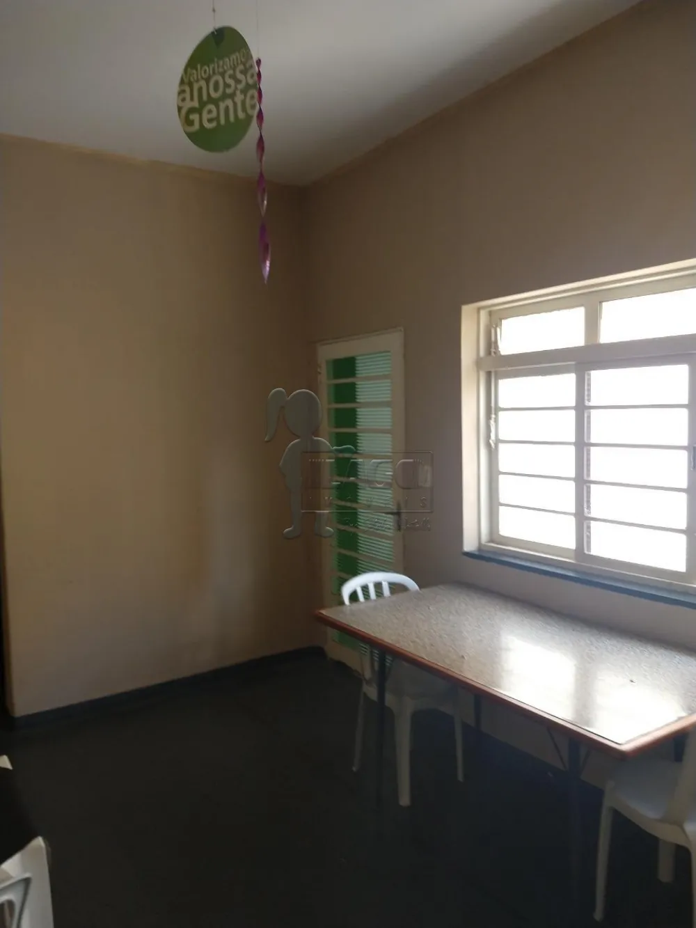 Alugar Casa / Padrão em Ribeirão Preto R$ 1.300,00 - Foto 4