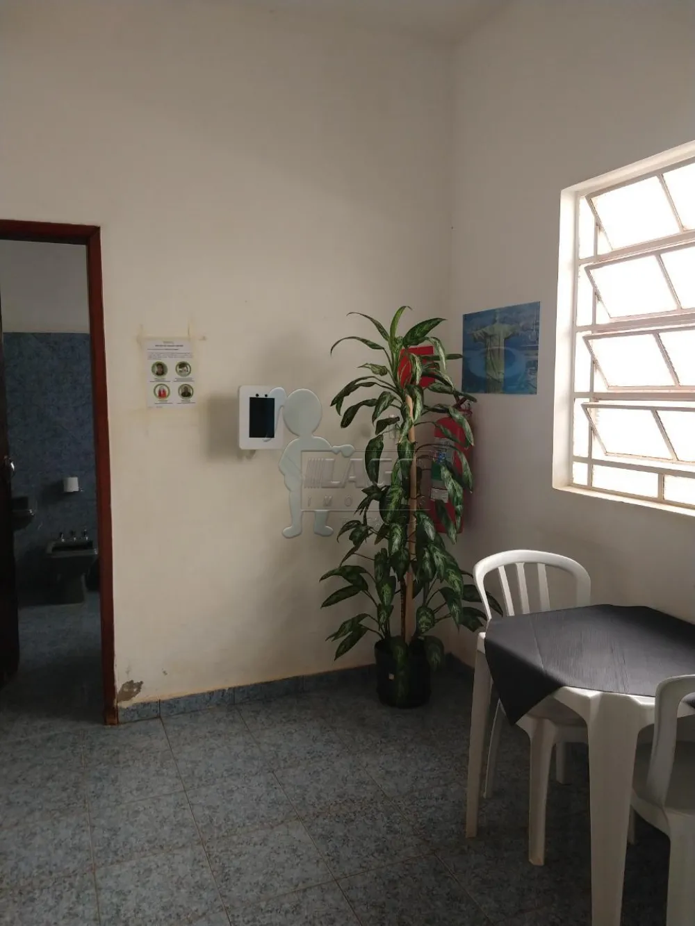 Alugar Casa / Padrão em Ribeirão Preto R$ 1.300,00 - Foto 6