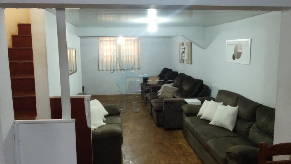 Alugar Casas / Padrão em Ribeirão Preto R$ 1.550,00 - Foto 2