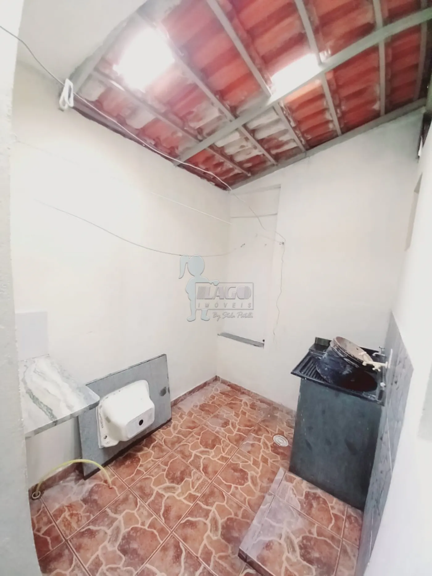 Alugar Casas / Padrão em Ribeirão Preto R$ 800,00 - Foto 9