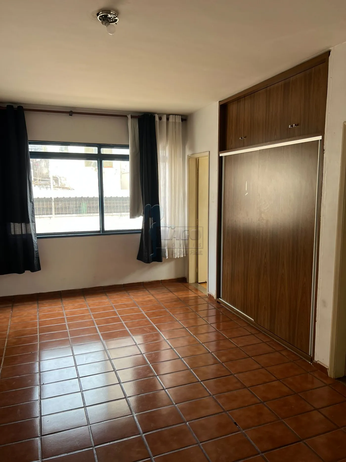 Alugar Apartamento / Padrão em Ribeirão Preto R$ 750,00 - Foto 4