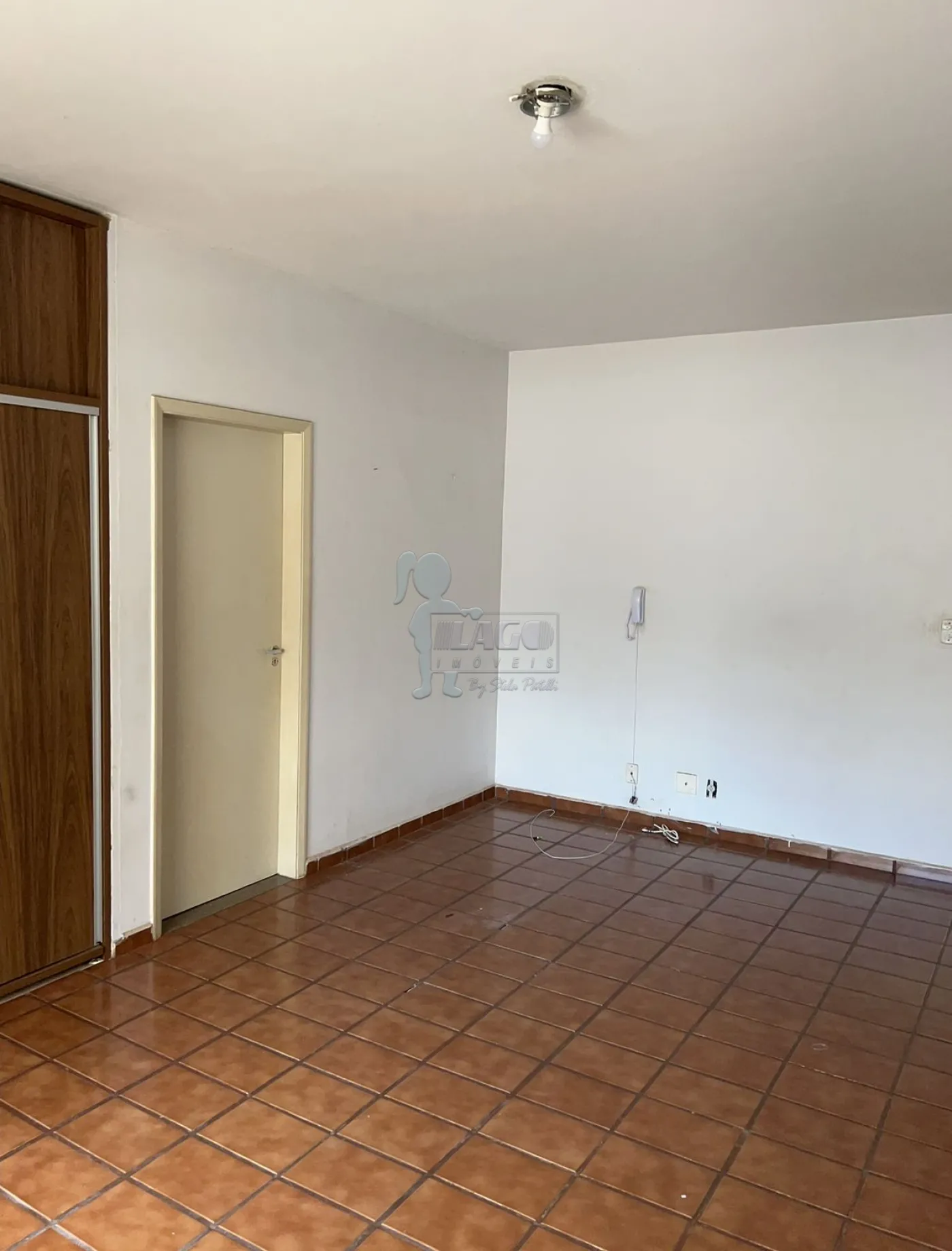 Alugar Apartamento / Padrão em Ribeirão Preto R$ 750,00 - Foto 1