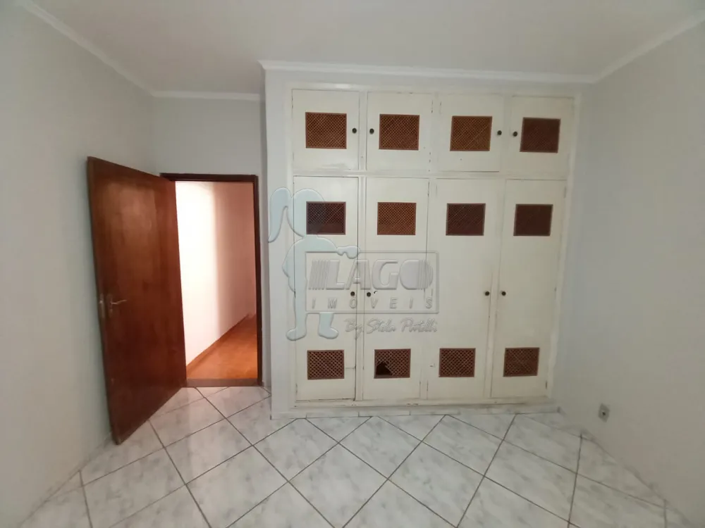 Alugar Casa / Padrão em Ribeirão Preto R$ 1.400,00 - Foto 1