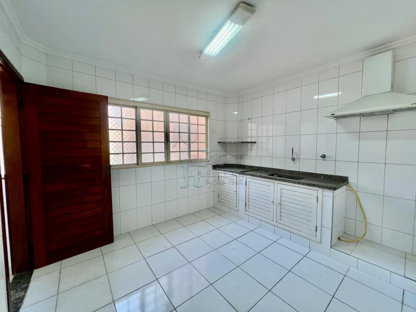 Alugar Apartamento / Padrão em Ribeirão Preto R$ 1.400,00 - Foto 11