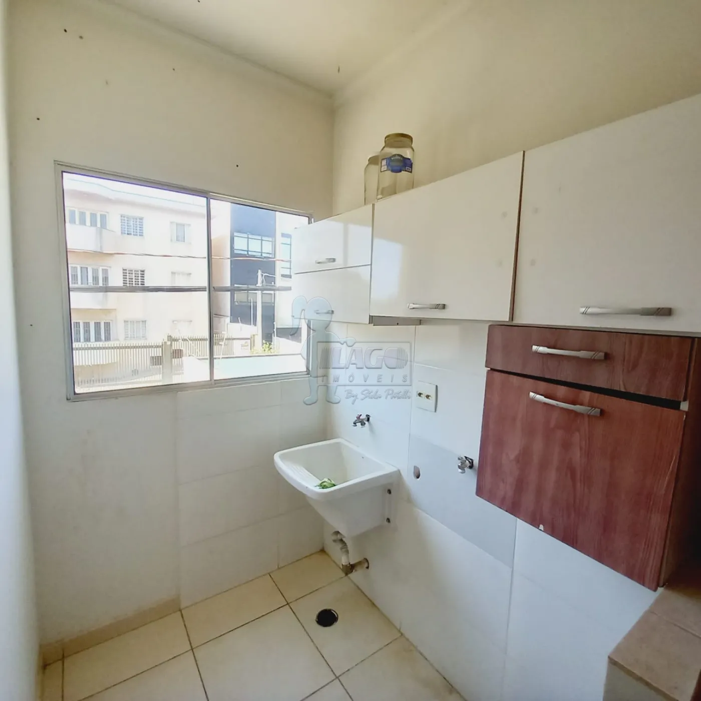 Alugar Apartamento / Padrão em Ribeirão Preto R$ 1.100,00 - Foto 13