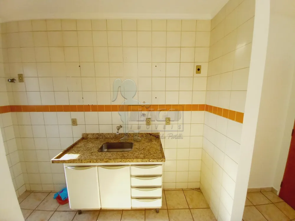 Alugar Apartamento / Padrão em Ribeirão Preto R$ 850,00 - Foto 4