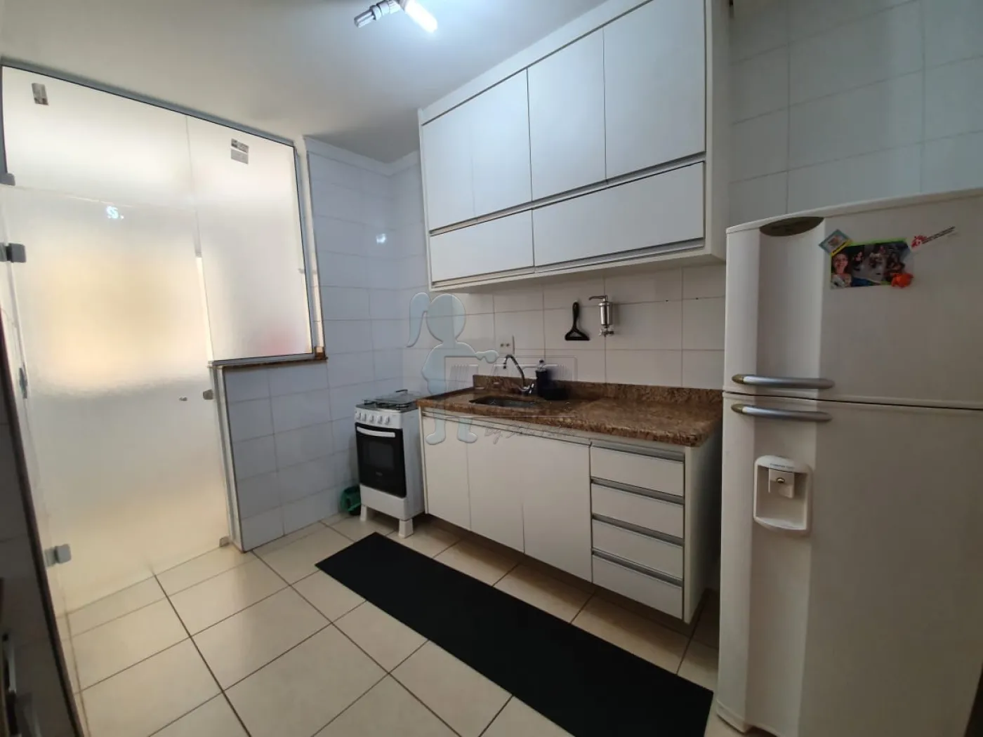 Alugar Apartamentos / Padrão em Ribeirão Preto R$ 1.800,00 - Foto 4