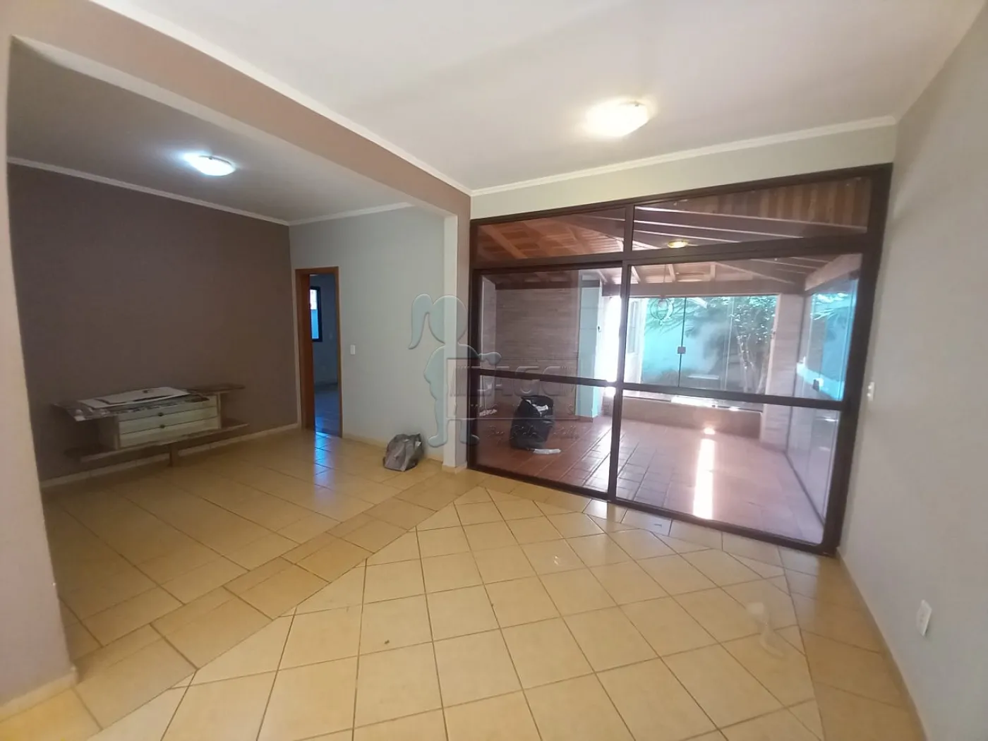 Alugar Casas / Condomínio em Bonfim Paulista R$ 4.000,00 - Foto 2