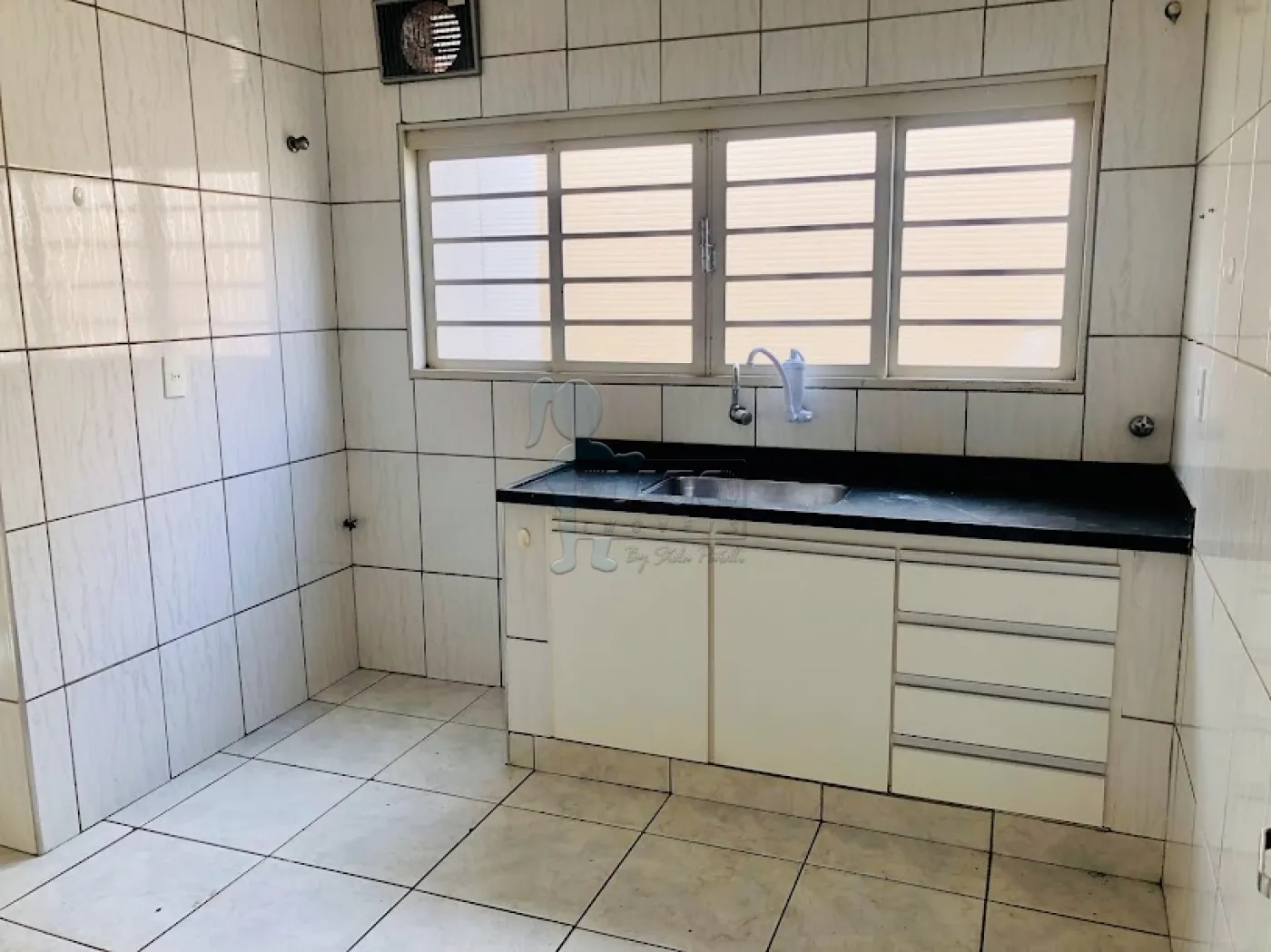 Alugar Casas / Padrão em Ribeirão Preto R$ 1.800,00 - Foto 11