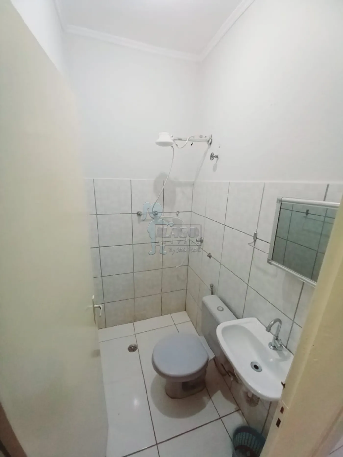 Alugar Casa / Padrão em Ribeirão Preto R$ 950,00 - Foto 11