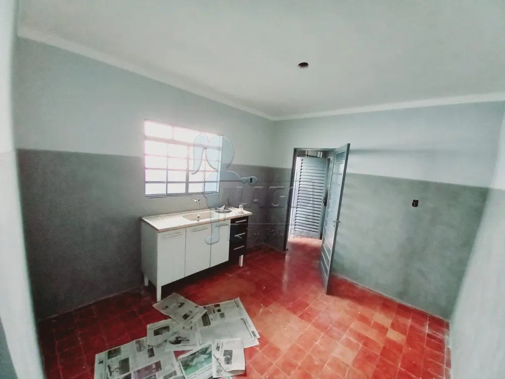 Alugar Casa / Padrão em Ribeirão Preto R$ 800,00 - Foto 3