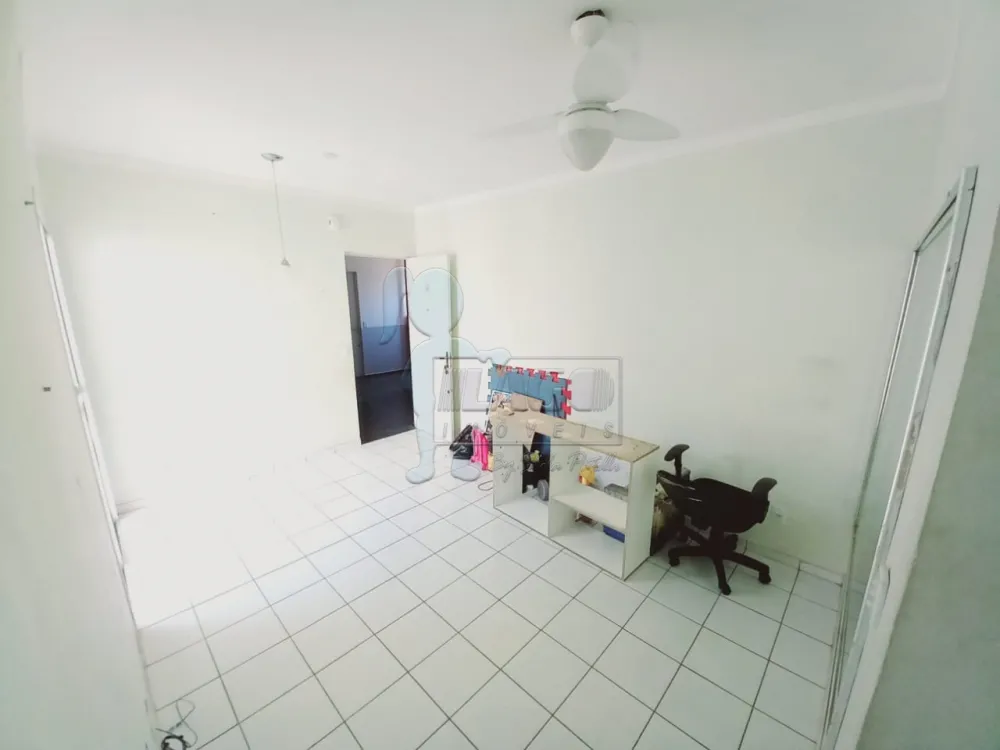 Alugar Apartamento / Padrão em Ribeirão Preto R$ 770,00 - Foto 2