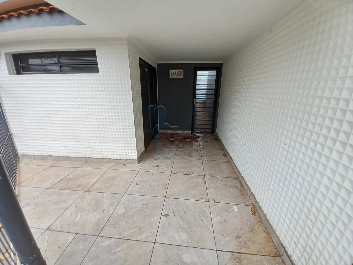 Comprar Casa / Padrão em Ribeirão Preto R$ 265.000,00 - Foto 1