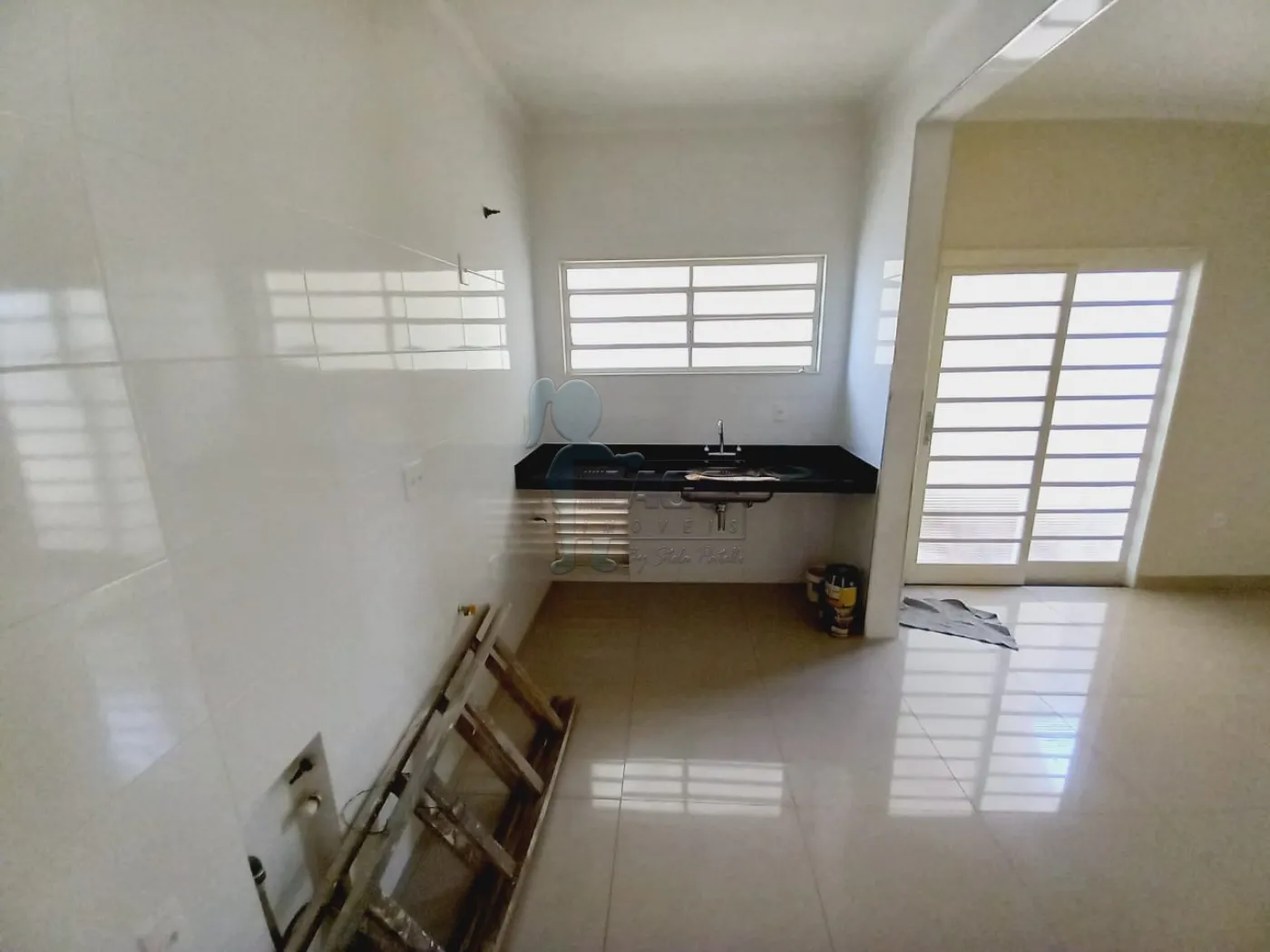 Alugar Casa / Padrão em Ribeirão Preto R$ 2.000,00 - Foto 14