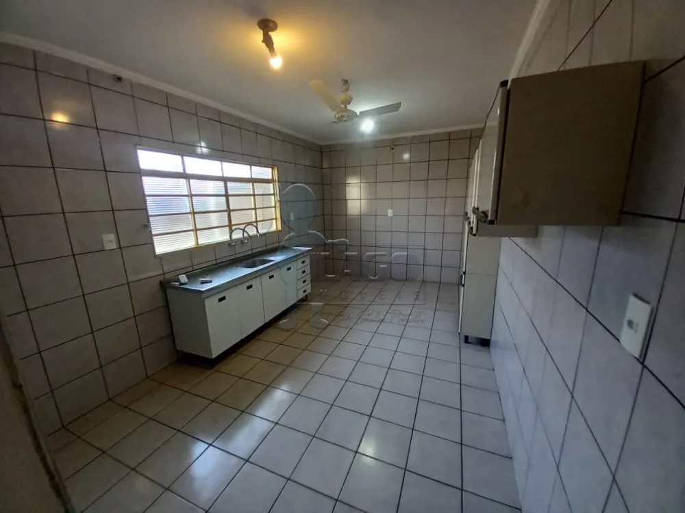 Alugar Casa / Padrão em Ribeirão Preto R$ 1.500,00 - Foto 9