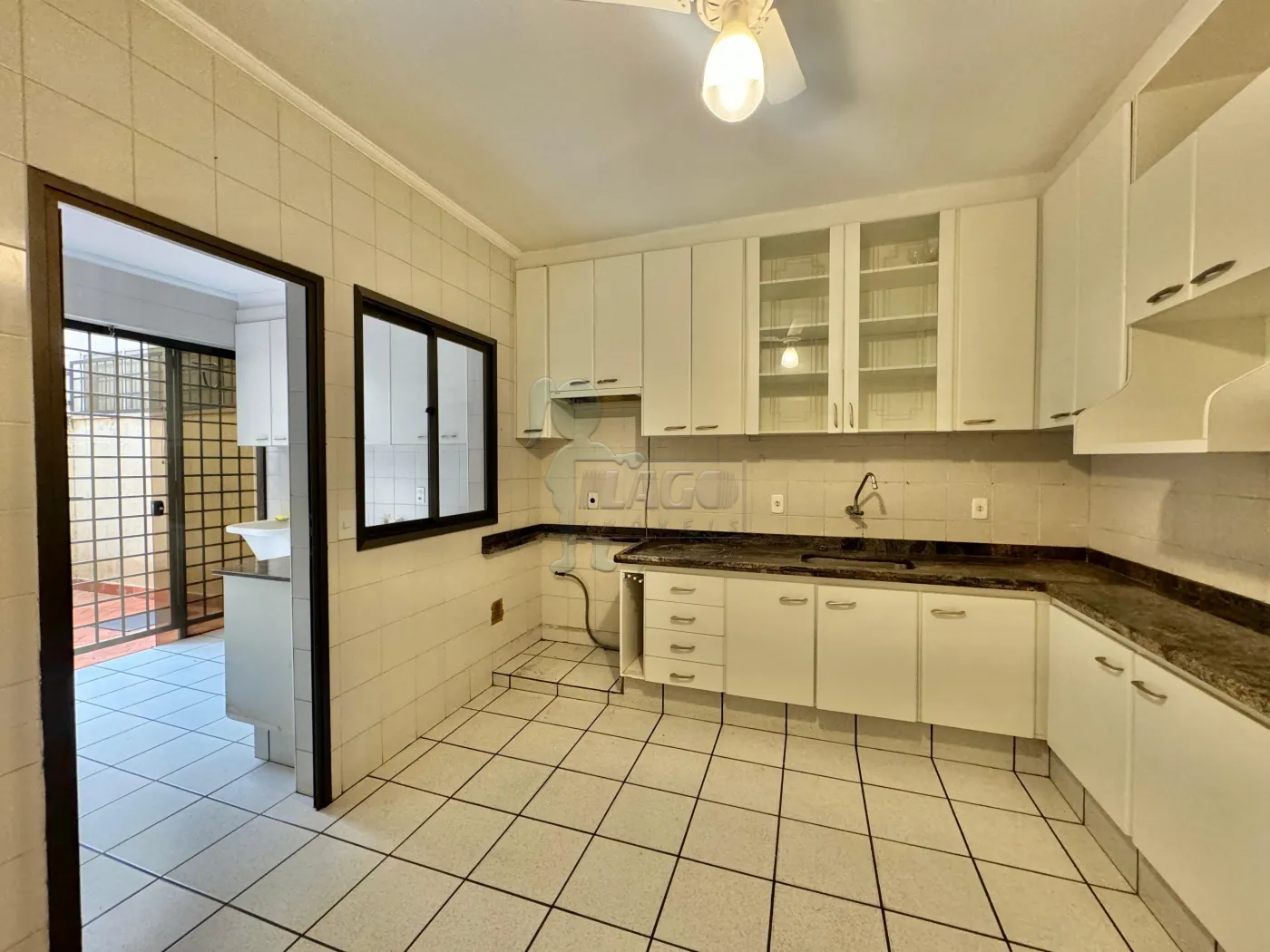 Alugar Apartamento / Padrão em Ribeirão Preto R$ 1.700,00 - Foto 4