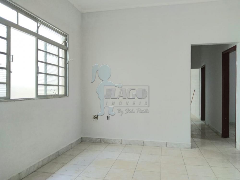 Alugar Casa / Padrão em Ribeirão Preto R$ 1.080,00 - Foto 5