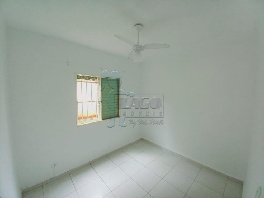 Alugar Apartamento / Padrão em Ribeirão Preto R$ 700,00 - Foto 4