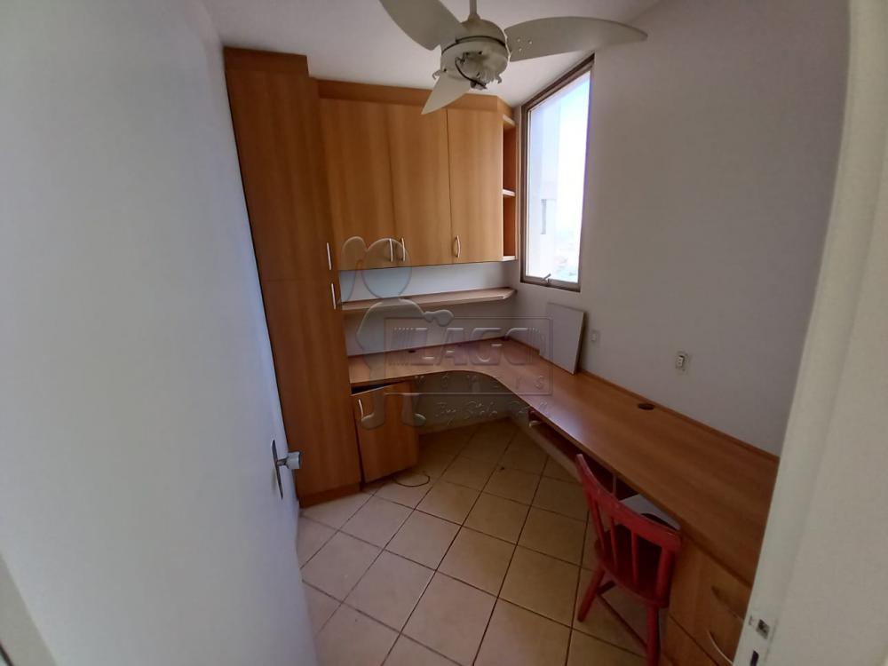 Alugar Apartamento / Padrão em Ribeirão Preto R$ 1.600,00 - Foto 12