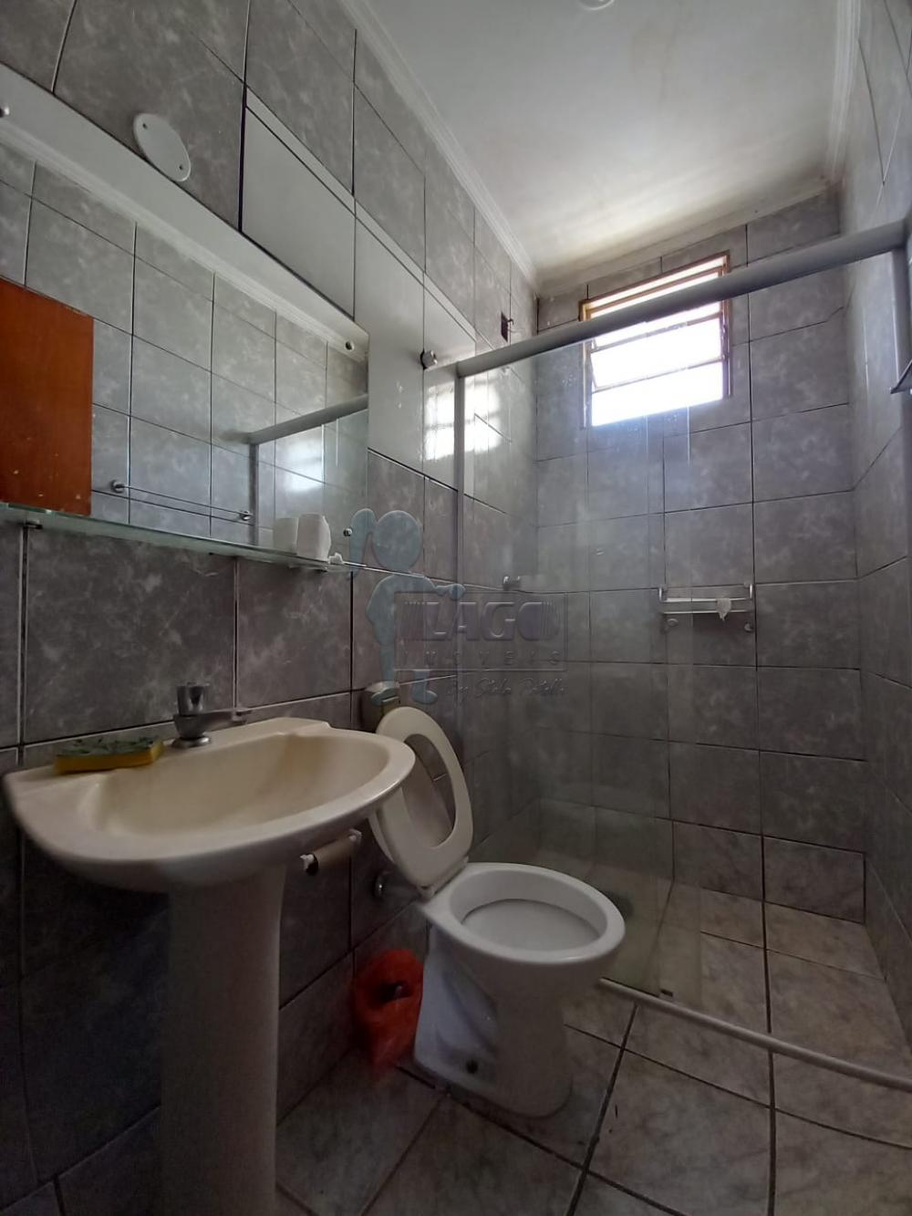 Alugar Apartamento / Padrão em Ribeirão Preto R$ 1.100,00 - Foto 4