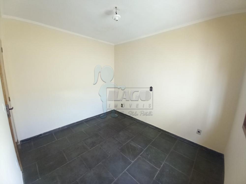 Alugar Apartamento / Padrão em Ribeirão Preto R$ 1.100,00 - Foto 2