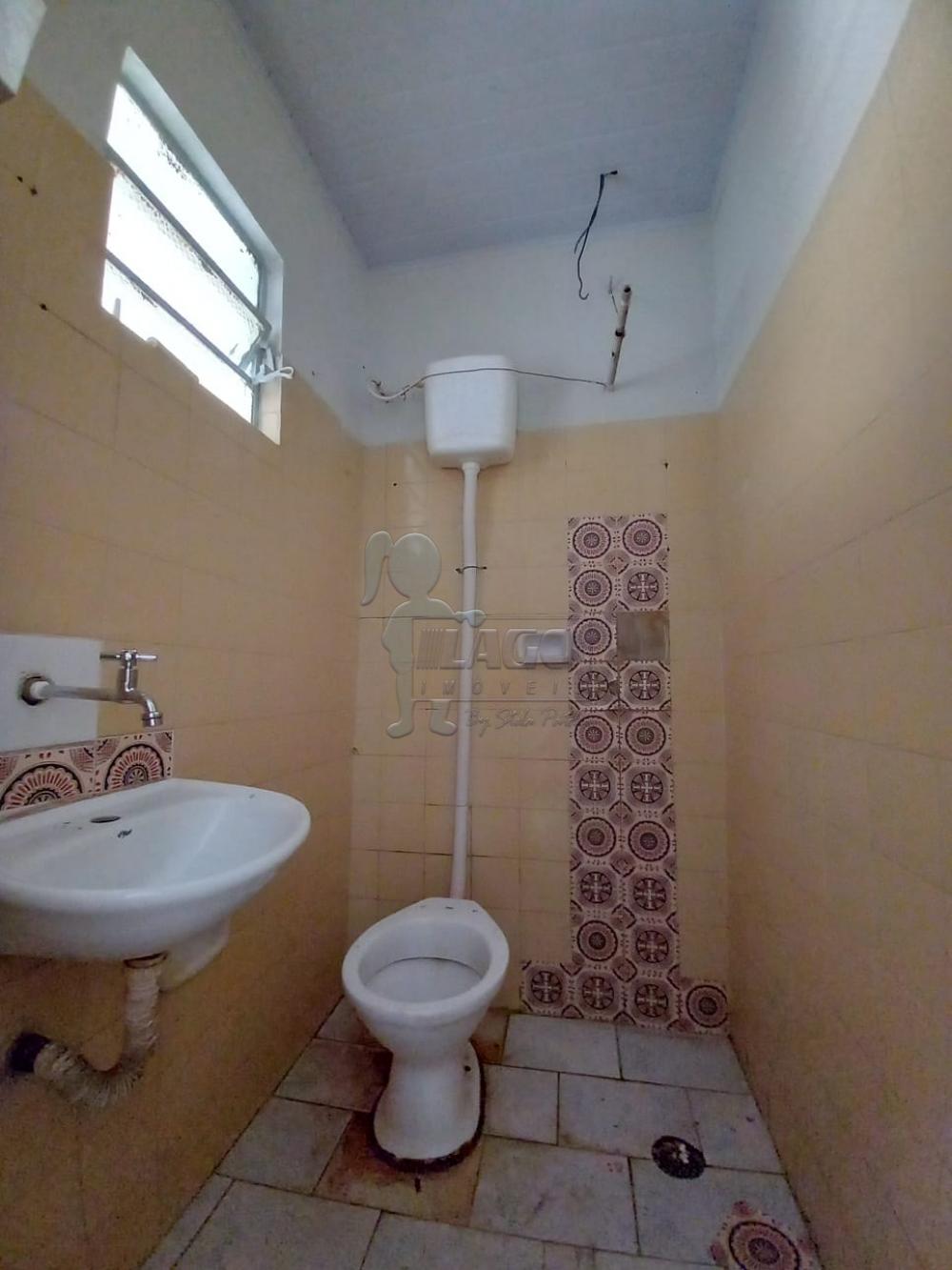 Alugar Casa / Padrão em Ribeirão Preto R$ 900,00 - Foto 3