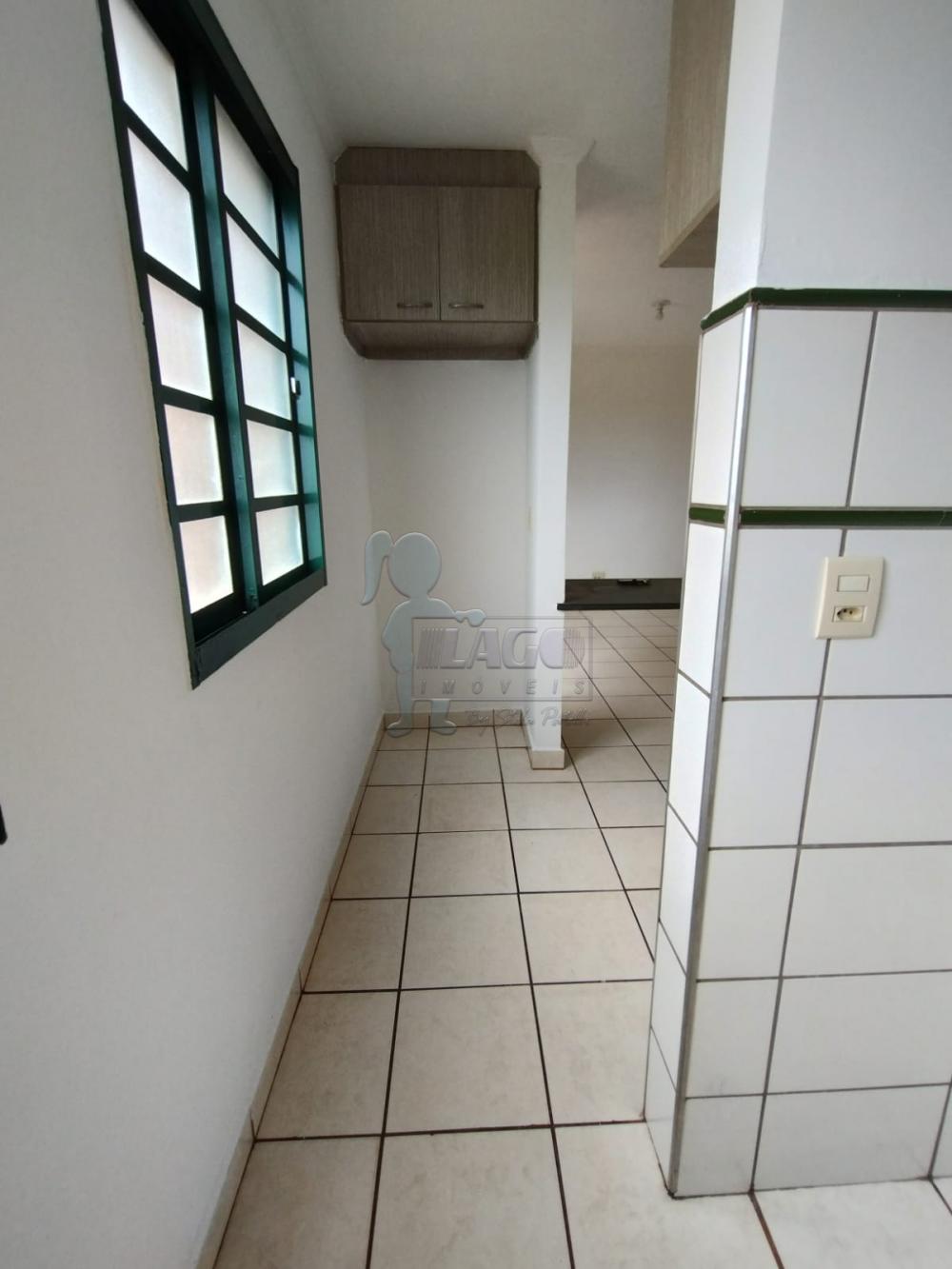 Alugar Apartamento / Padrão em Ribeirão Preto R$ 750,00 - Foto 8