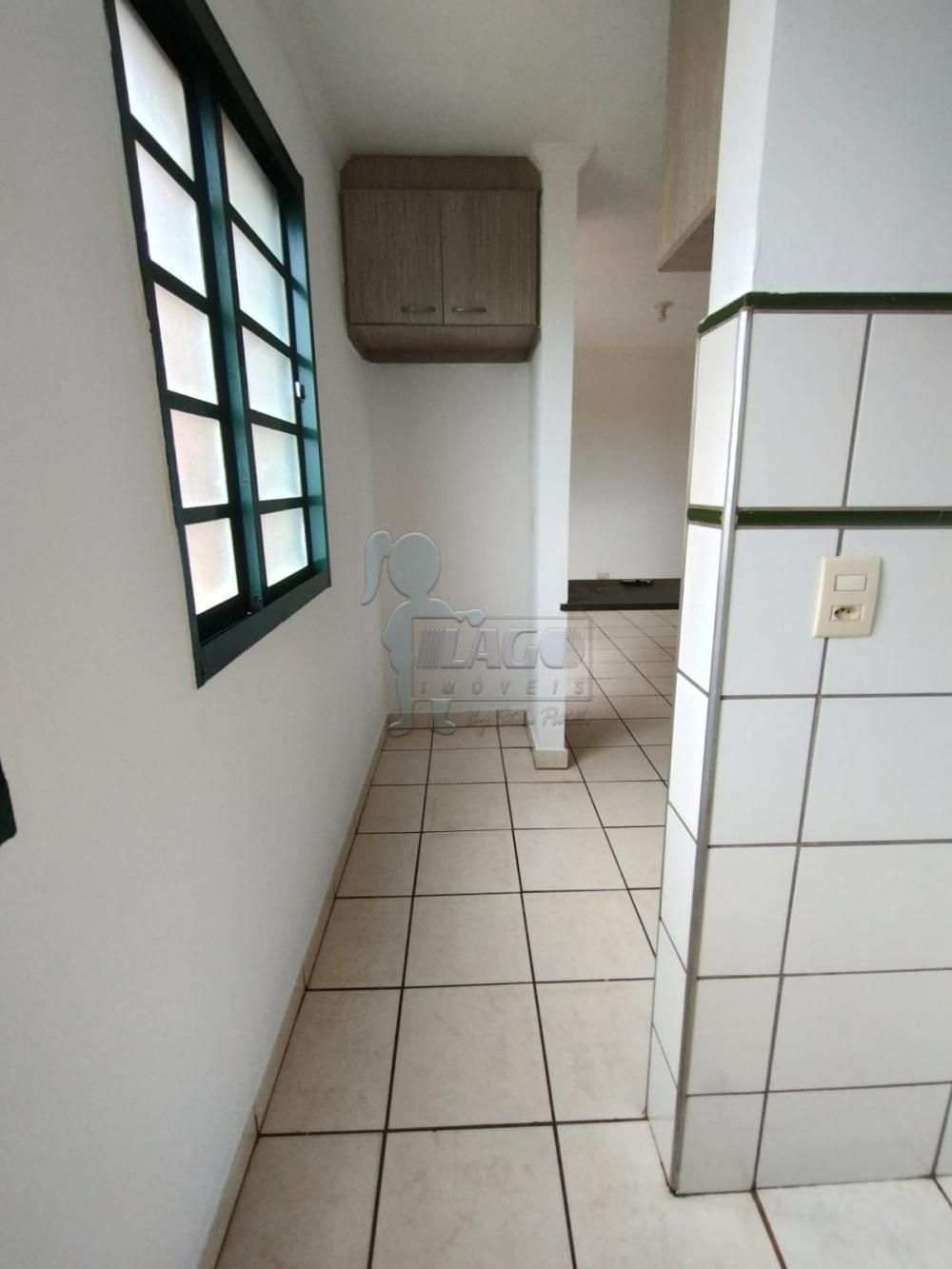 Alugar Apartamento / Padrão em Ribeirão Preto R$ 750,00 - Foto 9