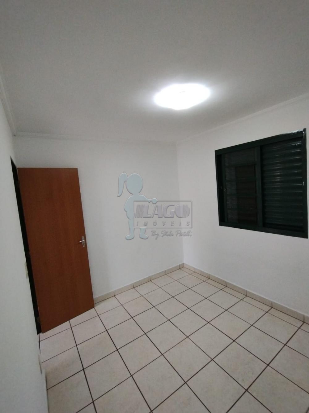 Alugar Apartamentos / Padrão em Ribeirão Preto R$ 750,00 - Foto 2