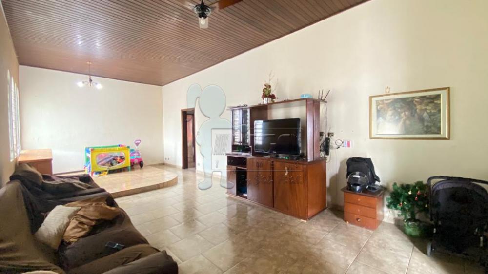 Comprar Casa / Padrão em Jaboticabal R$ 650.000,00 - Foto 4