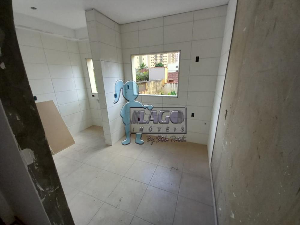 Alugar Apartamento / Padrão em Ribeirão Preto R$ 1.700,00 - Foto 2