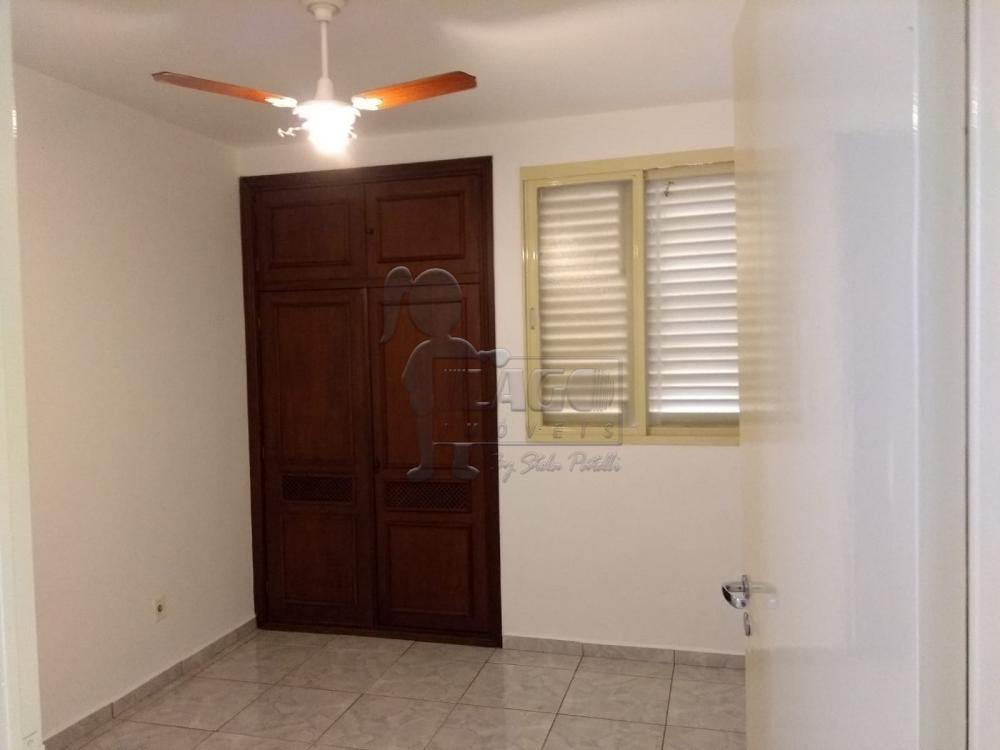 Alugar Apartamento / Padrão em Ribeirão Preto R$ 1.100,00 - Foto 2