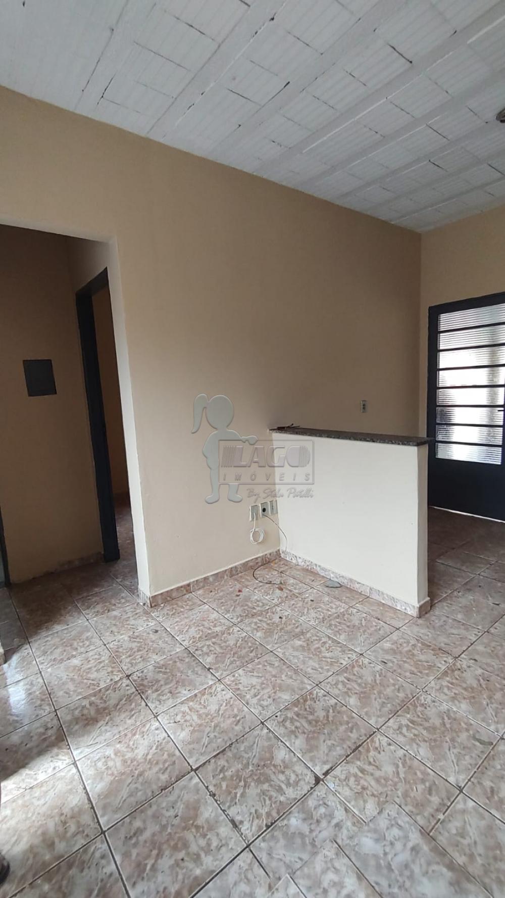 Alugar Casa / Padrão em Ribeirão Preto R$ 750,00 - Foto 8