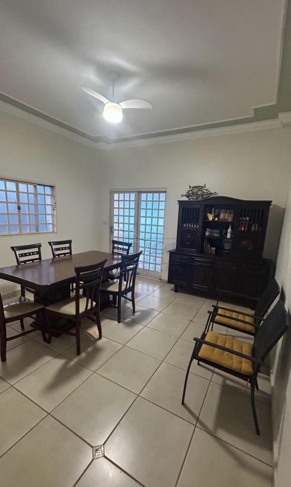 Alugar Casa / Padrão em Jardinópolis R$ 2.300,00 - Foto 17