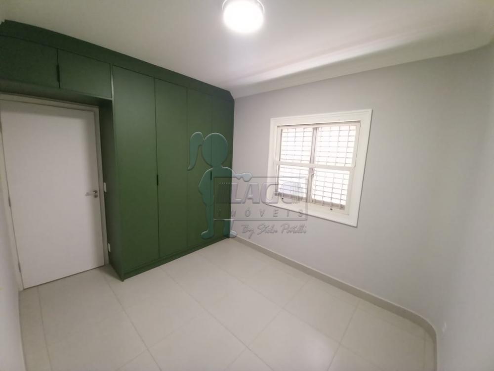 Alugar Apartamento / Padrão em Ribeirão Preto R$ 1.900,00 - Foto 2