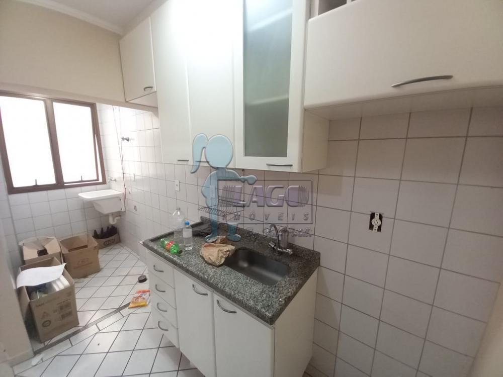 Alugar Apartamento / Padrão em Ribeirão Preto R$ 1.200,00 - Foto 2