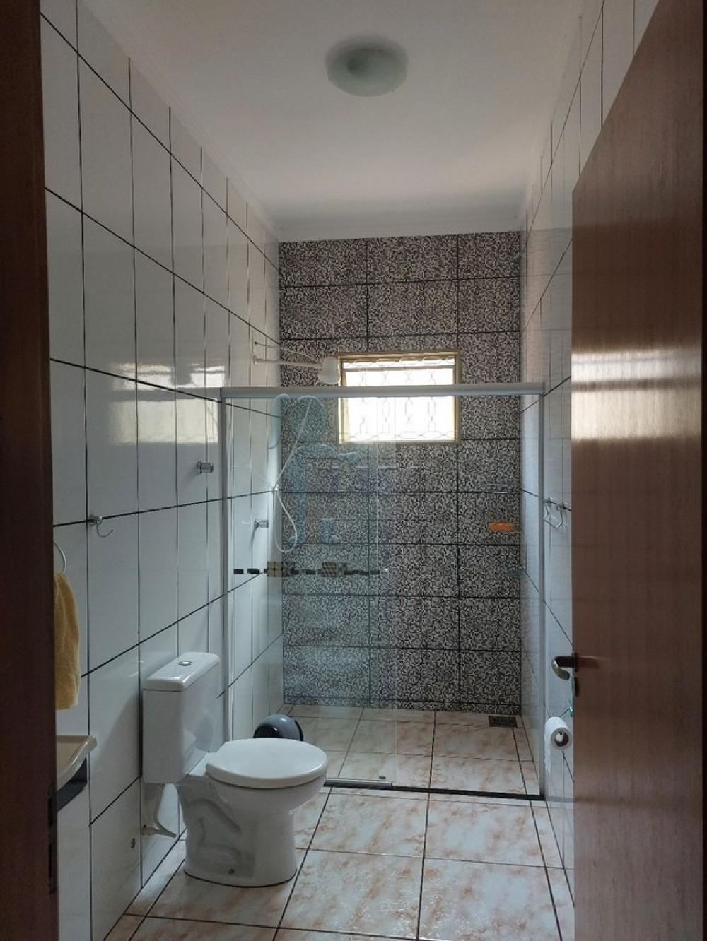 Comprar Casa / Padrão em Jardinópolis R$ 393.000,00 - Foto 2