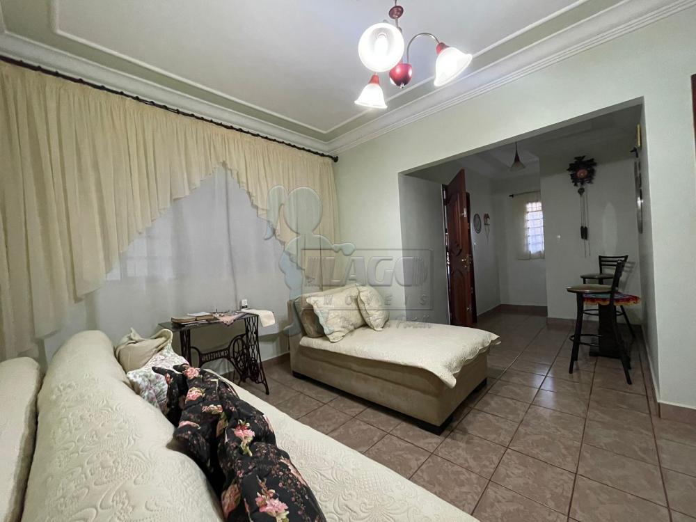 Alugar Casa / Padrão em Ribeirão Preto R$ 2.200,00 - Foto 1