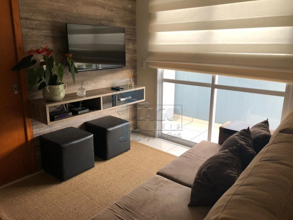 Alugar Apartamento / Padrão em Ribeirão Preto R$ 1.800,00 - Foto 1