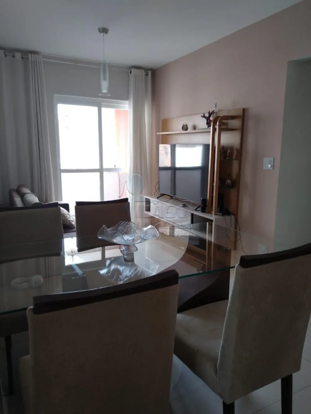 Comprar Apartamento / Padrão em Ribeirão Preto R$ 319.200,00 - Foto 2