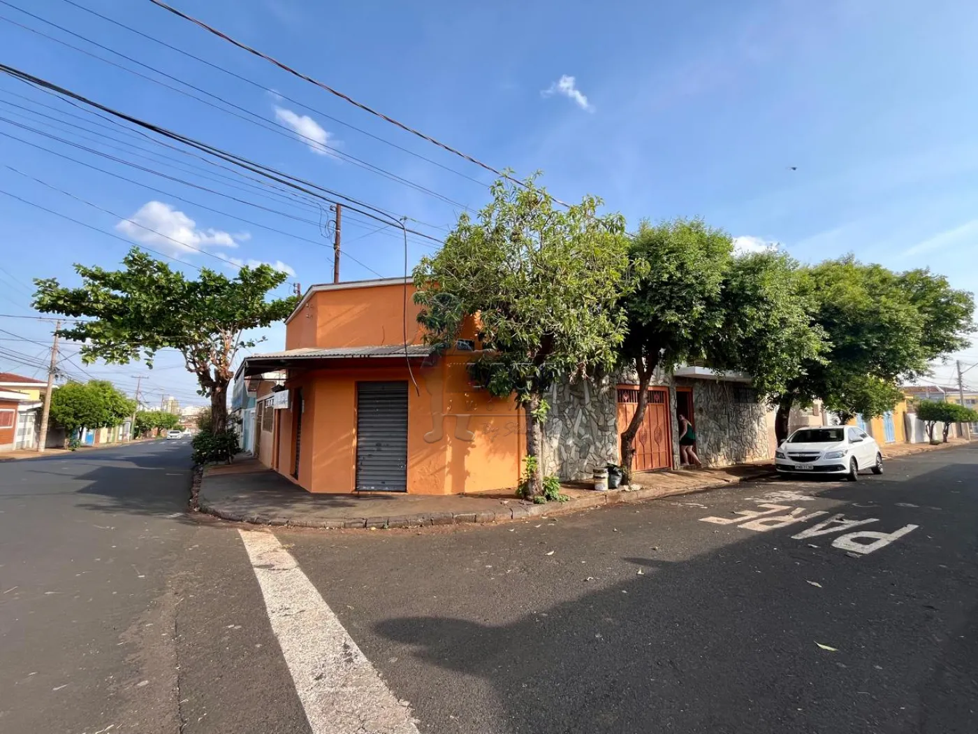 Alugar Casa / Padrão em Ribeirão Preto R$ 1.100,00 - Foto 1