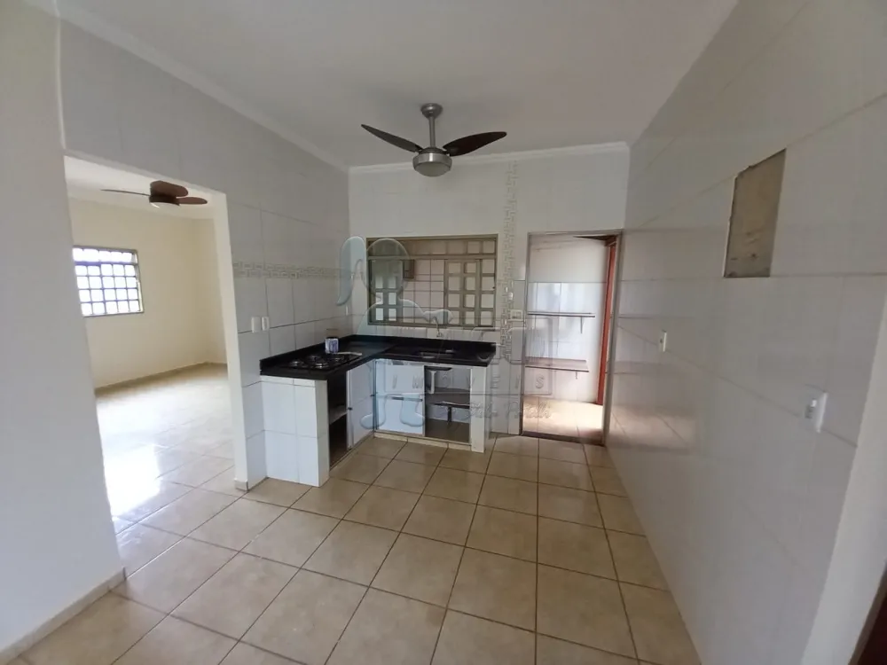 Alugar Casa / Padrão em Ribeirão Preto R$ 1.450,00 - Foto 9