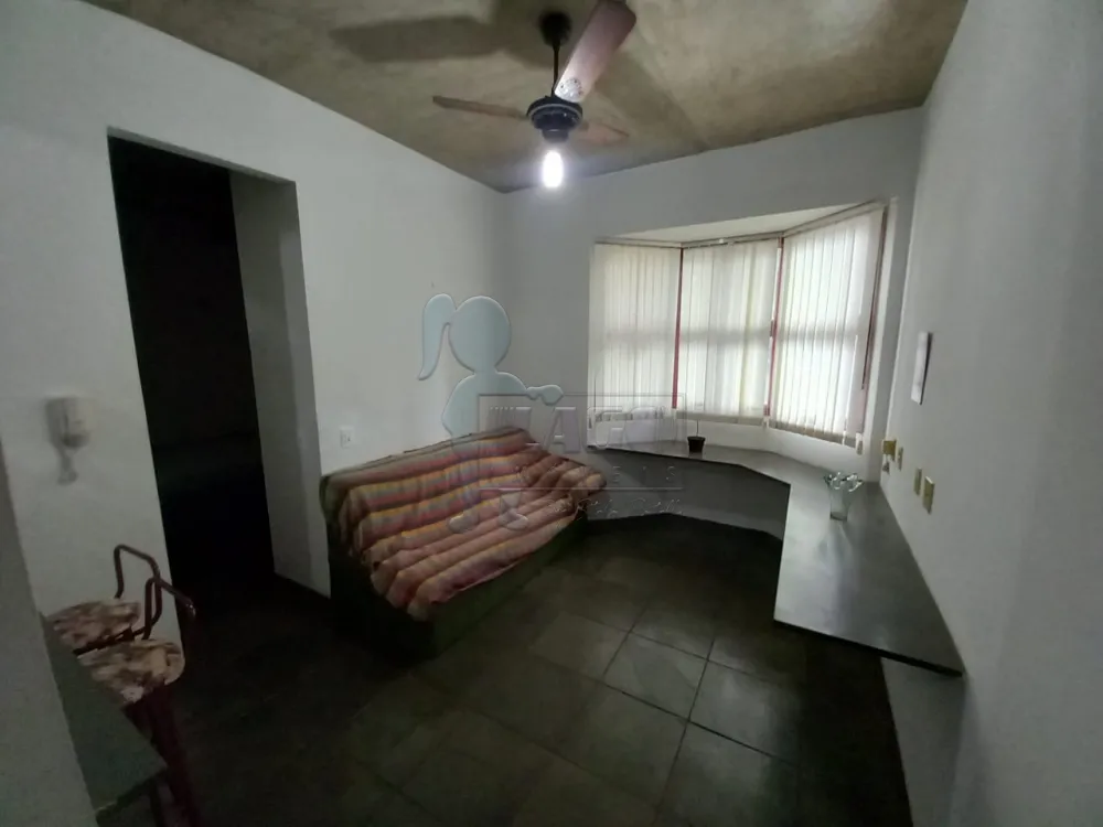 Alugar Apartamento / Padrão em Ribeirão Preto R$ 450,00 - Foto 1