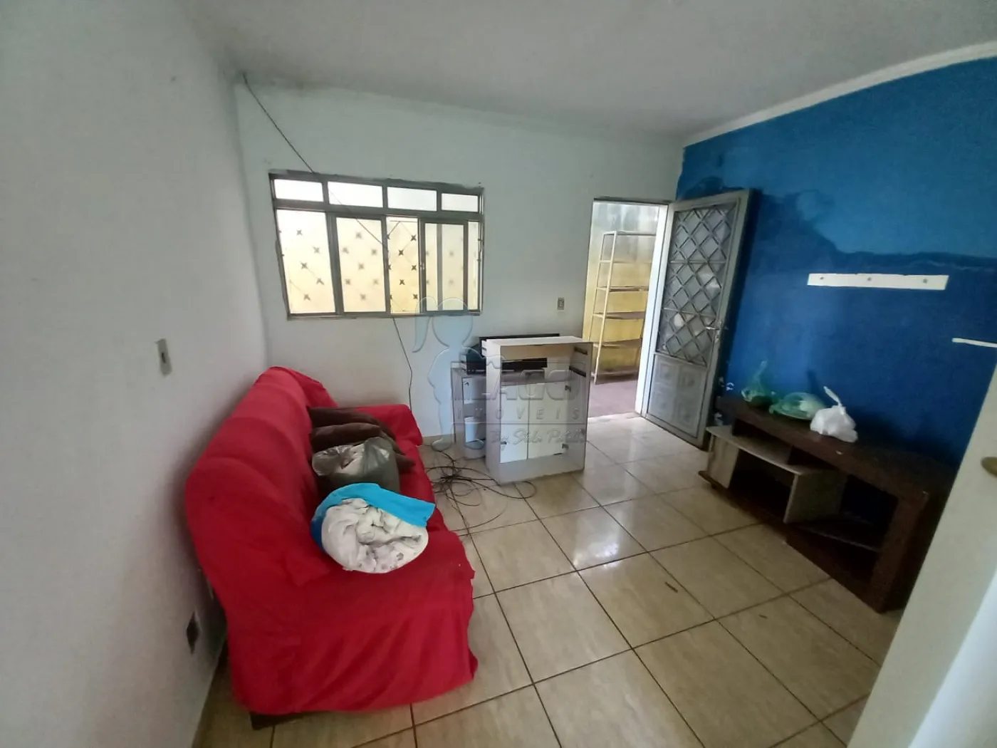 Alugar Casa / Padrão em Ribeirão Preto R$ 550,00 - Foto 2