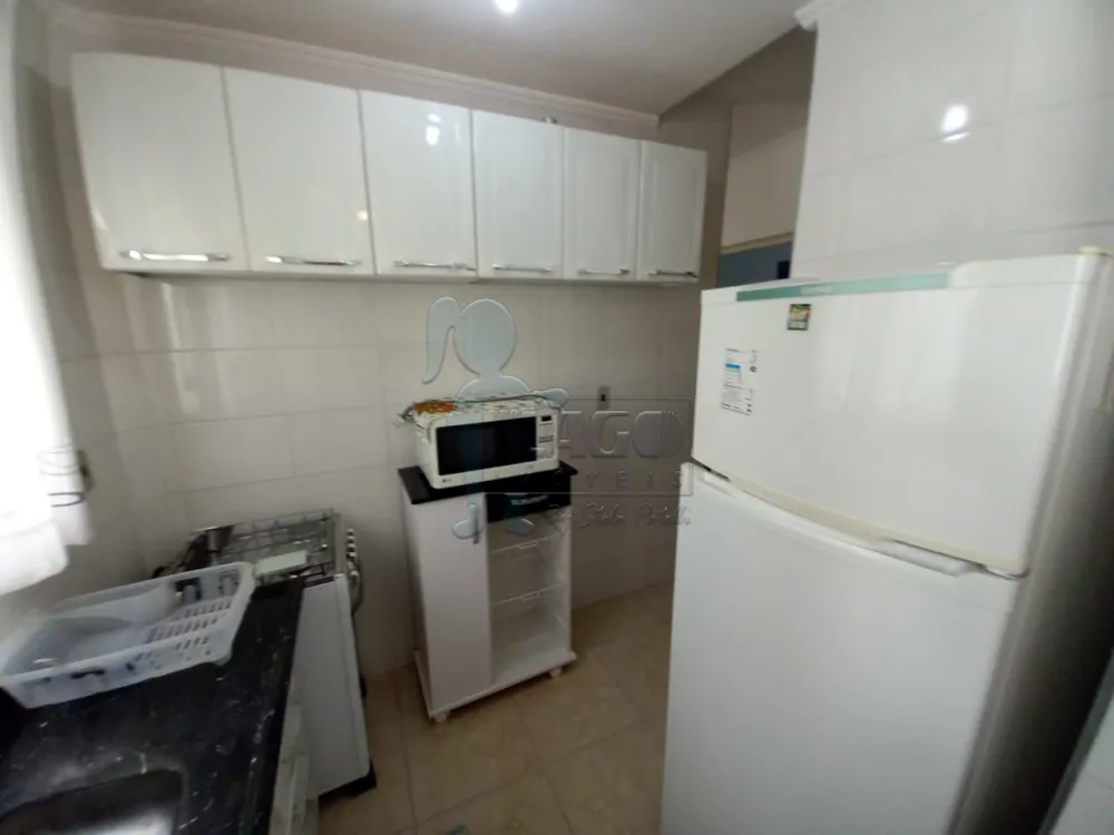 Alugar Apartamento / Padrão em Ribeirão Preto R$ 1.100,00 - Foto 4