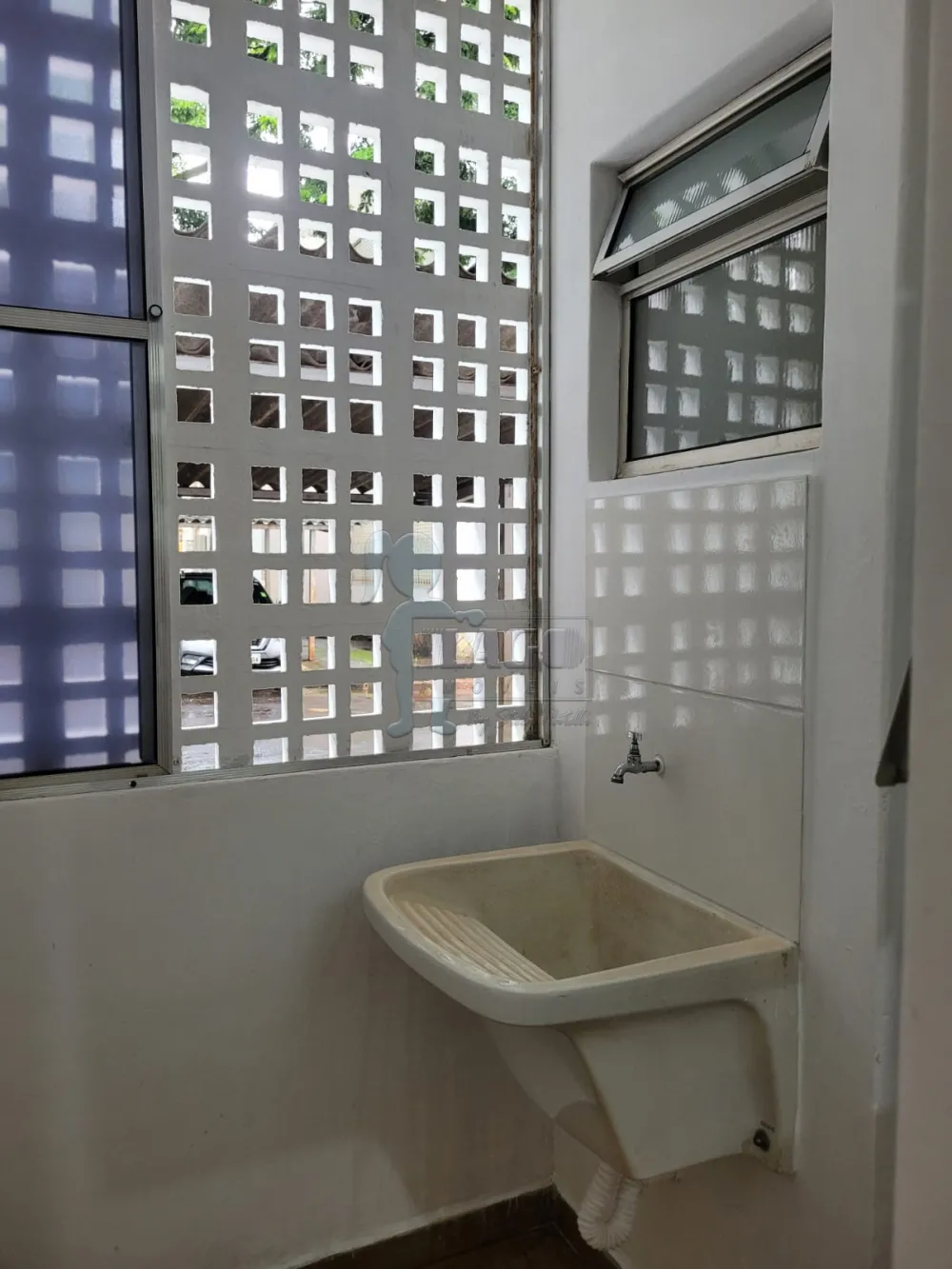 Alugar Apartamento / Padrão em Ribeirão Preto R$ 750,00 - Foto 10