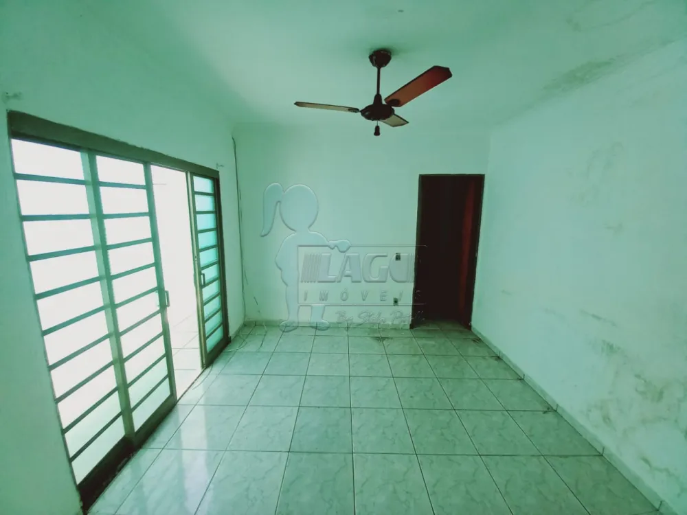 Alugar Casa / Padrão em Ribeirão Preto R$ 800,00 - Foto 3