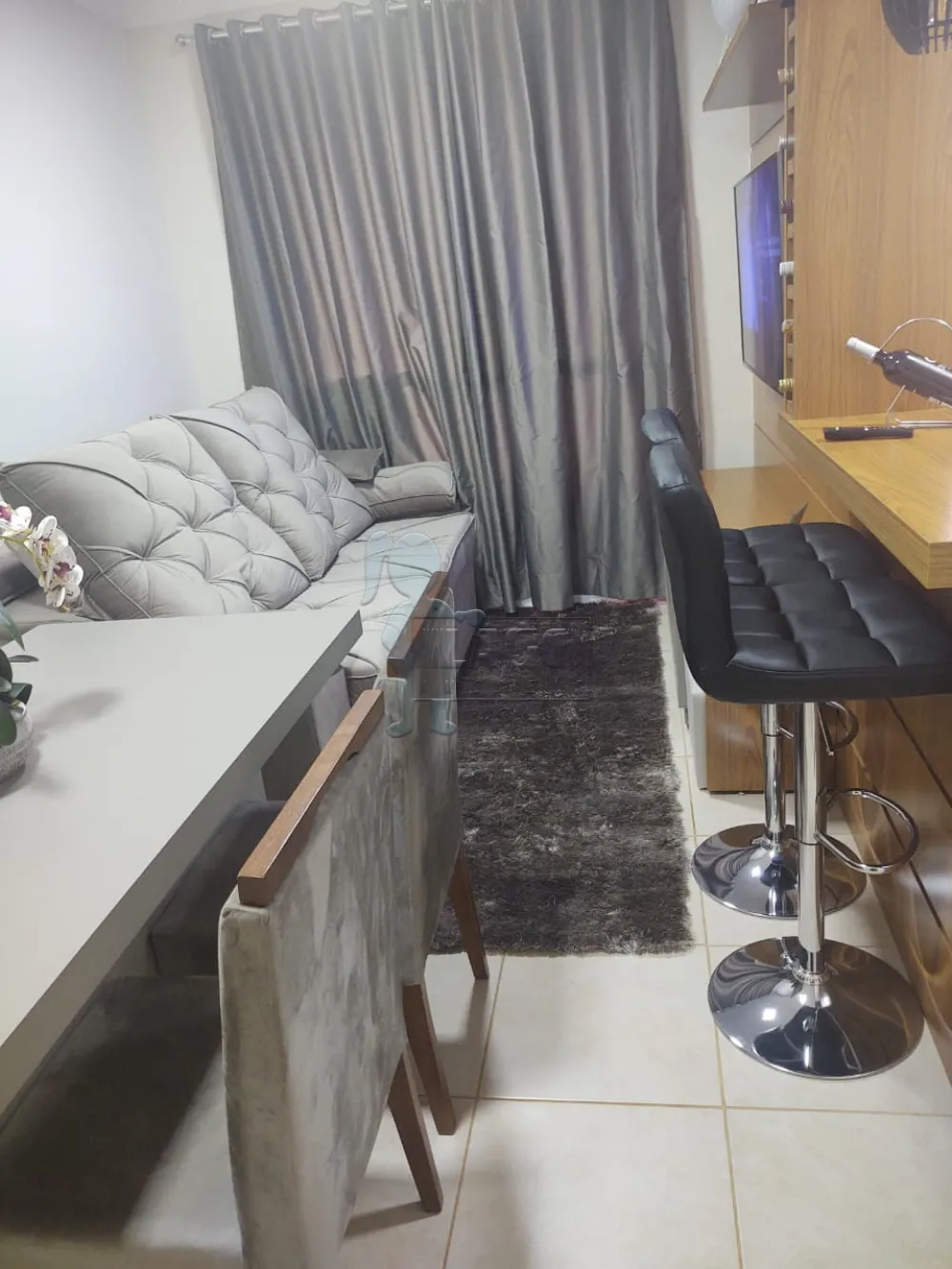 Comprar Apartamento / Padrão em Ribeirão Preto R$ 250.000,00 - Foto 1